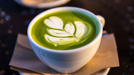 Matcha Latte in een kopje